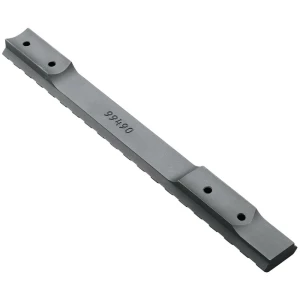 Weaver 1-piece extended multi-slot Picatinny scope base for Savage 110, 20 MOA, black